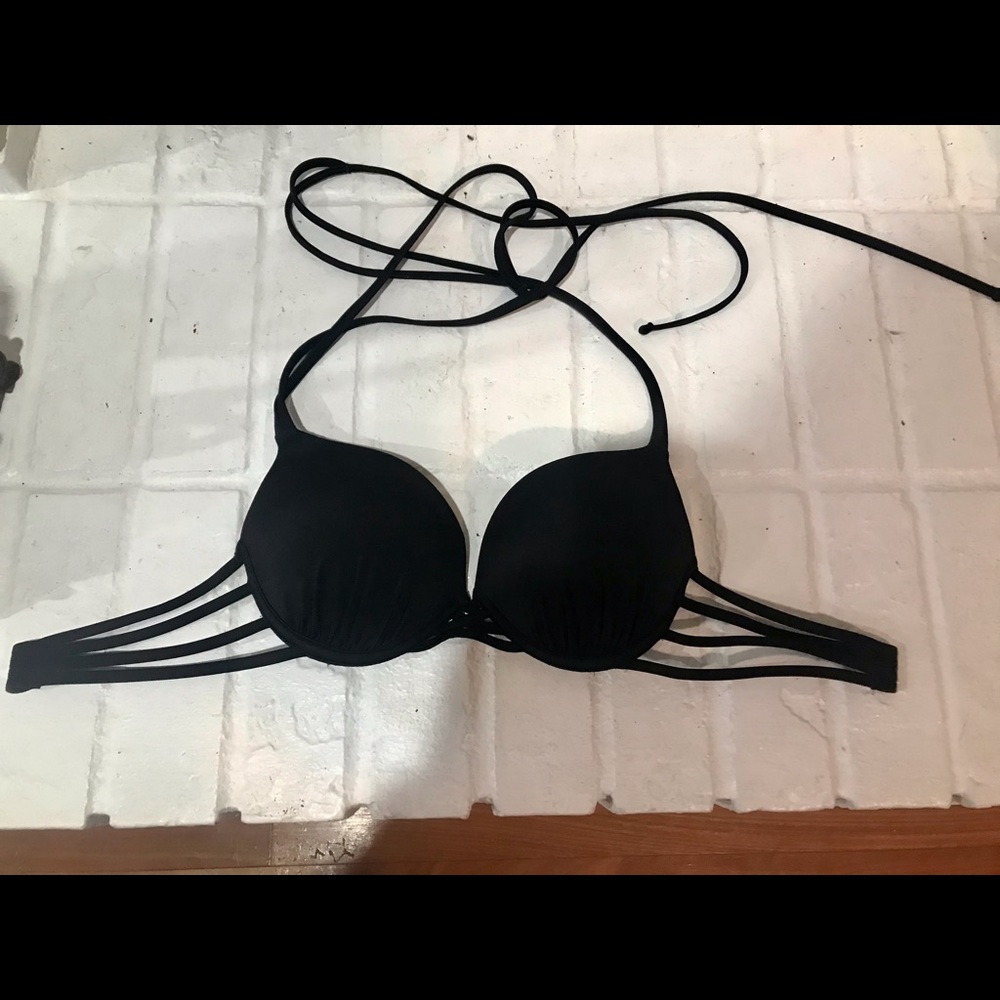 Black bikini top